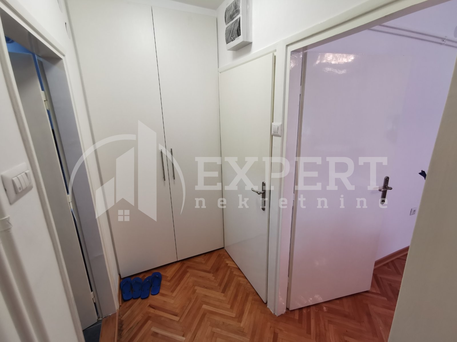 Jednosoban stan, 45 m2, Centar, Strahinjića Bana ID: i-013430 15