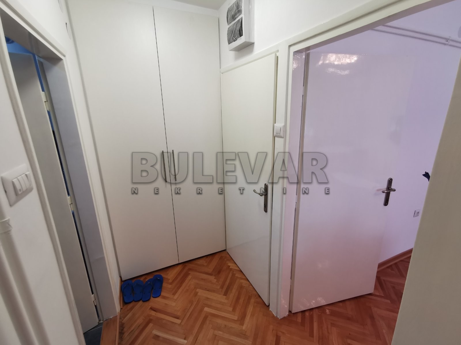 Jednosoban stan, 45 m2, Centar, Strahinjića Bana ID: i-013430 15