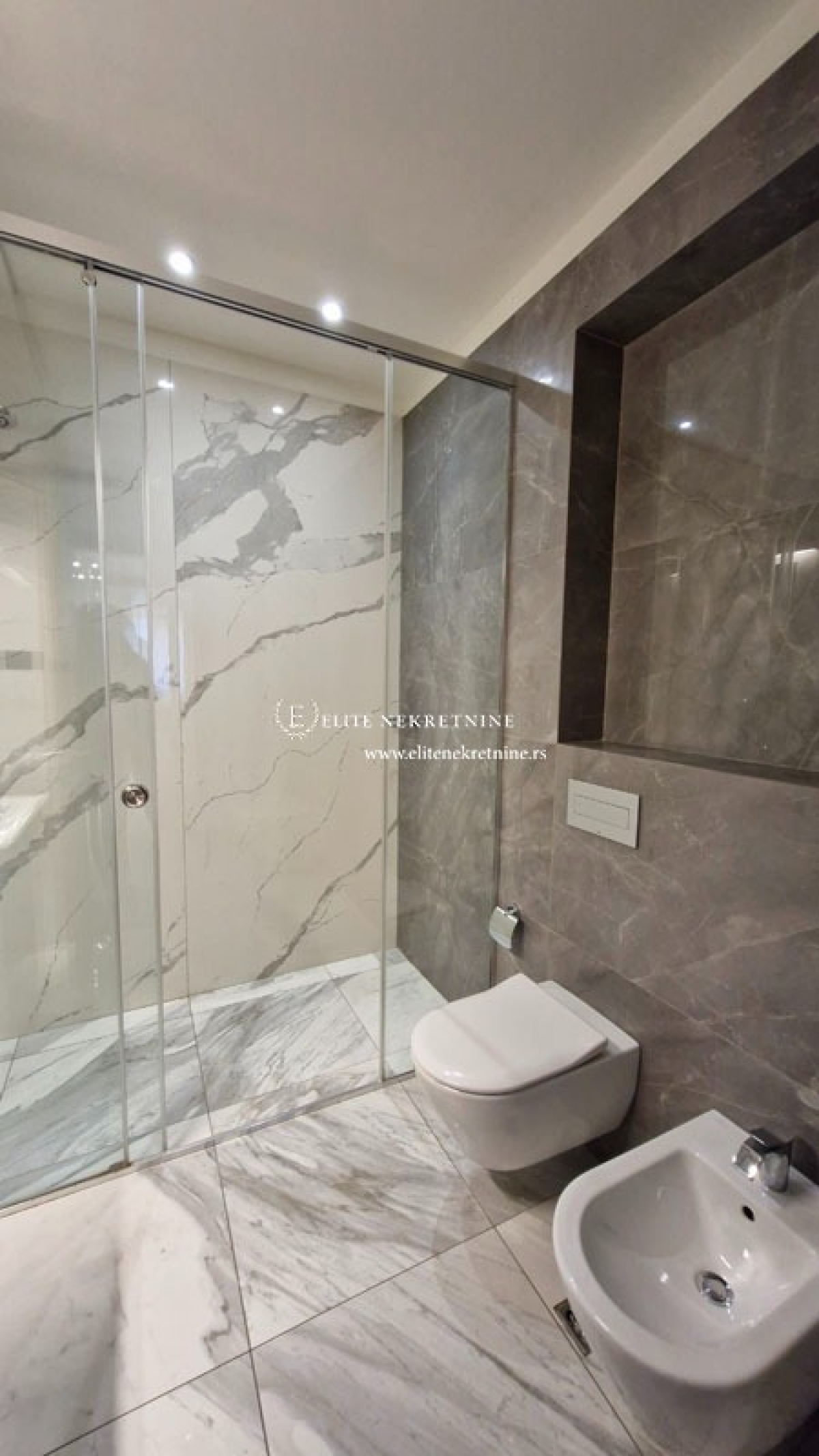 Luksuzni stanovi na Vračaru   garaža  novogradnja 9