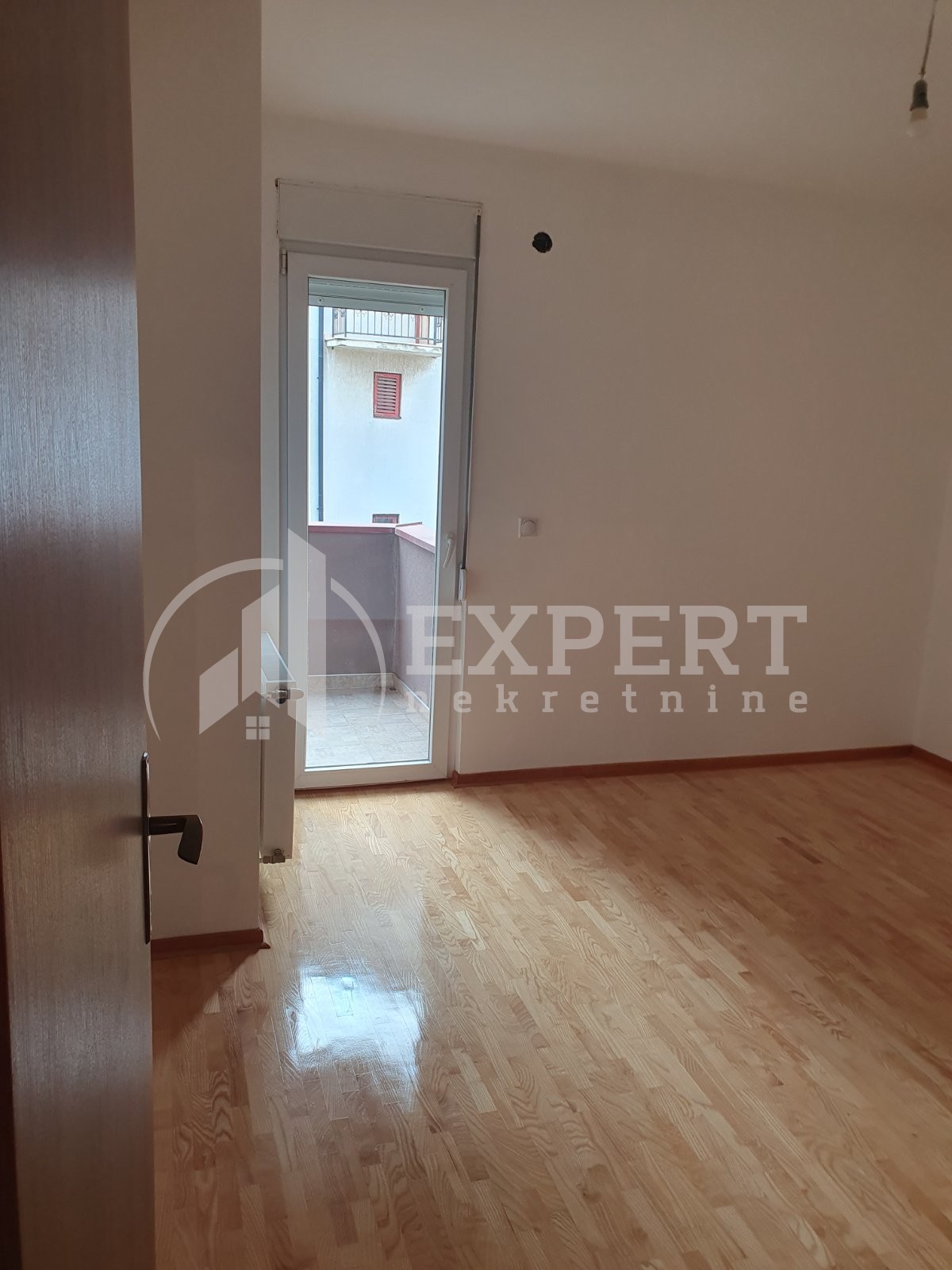 četvorosoban stan, 116 m2, Palilula, Španskih boraca ID: i-013434 9