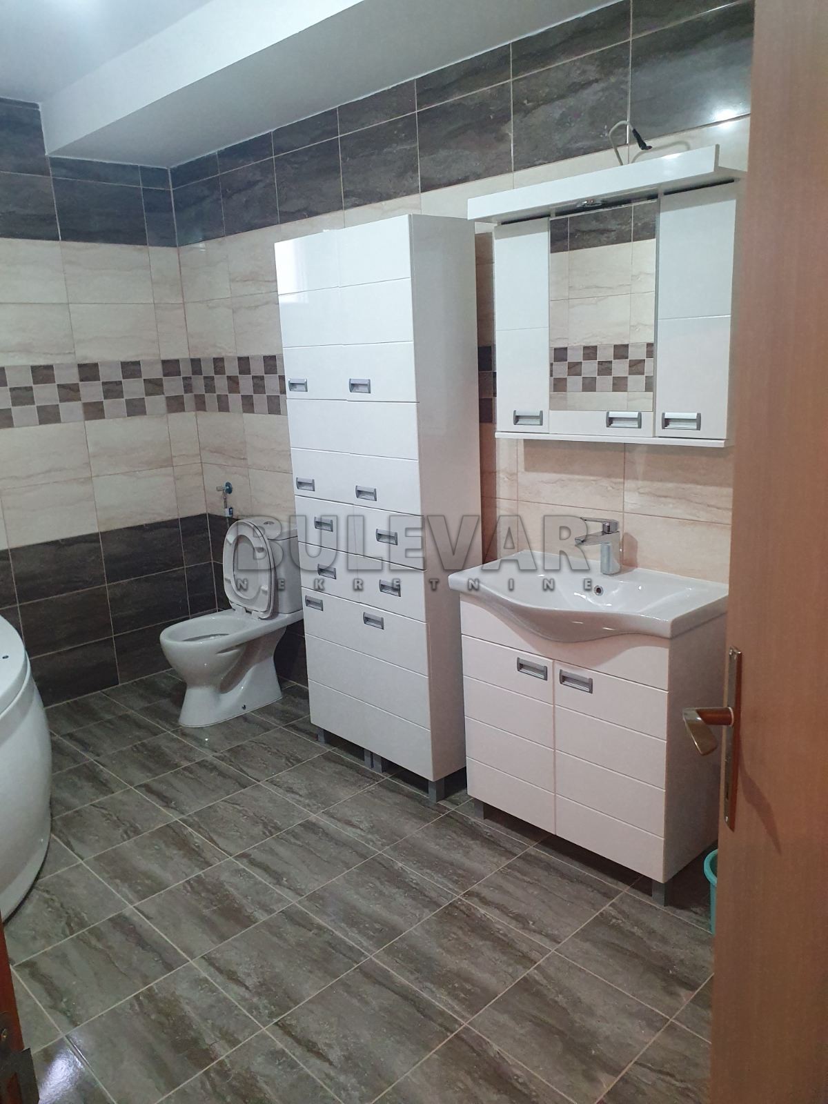 četvorosoban stan, 116 m2, Palilula, Španskih boraca ID: i-013434 13