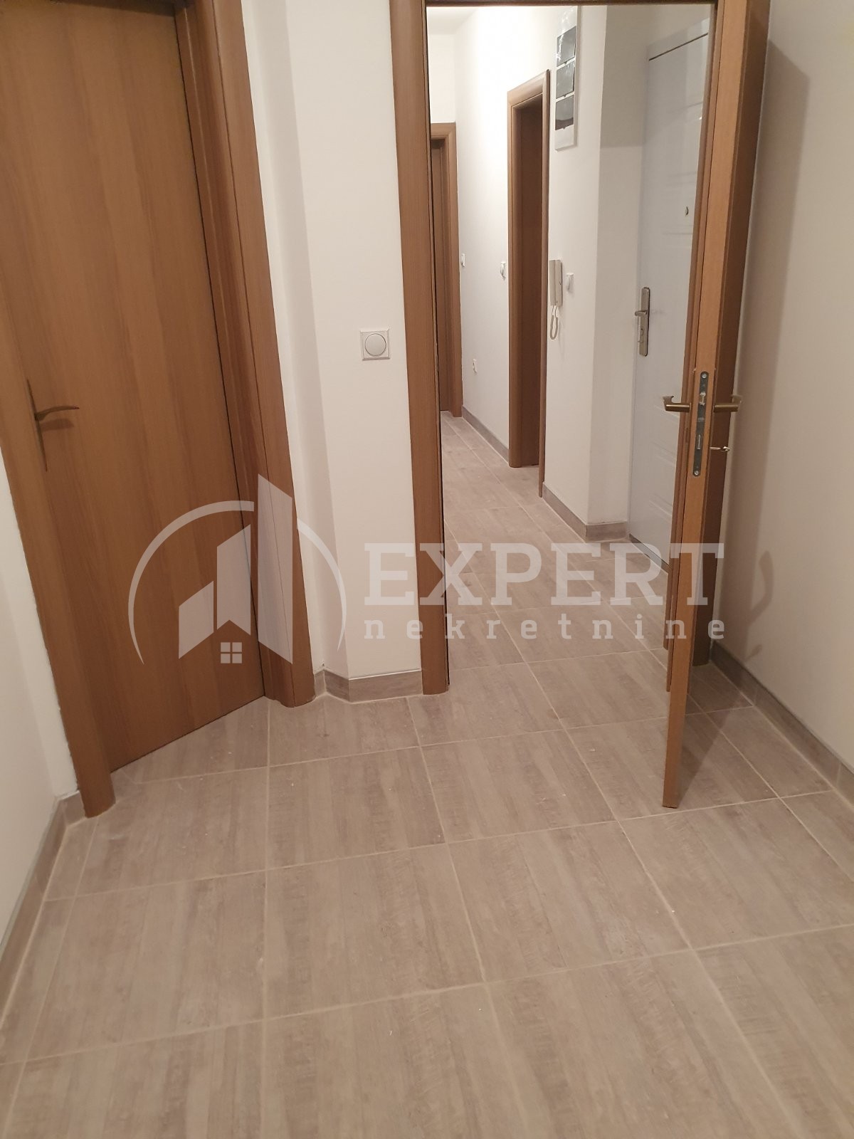 četvorosoban stan, 116 m2, Palilula, Španskih boraca ID: i-013434 16