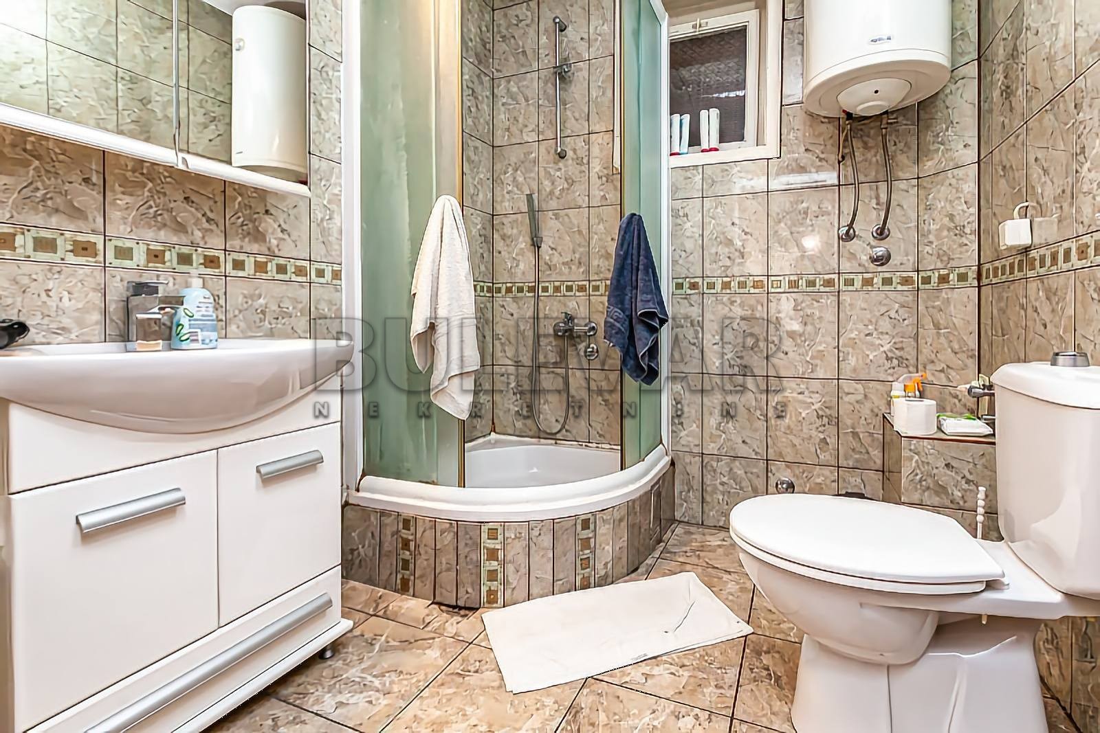 četvorosobna kuća, 192 m2, Palilula, Paraćinska ID: p-013441 5