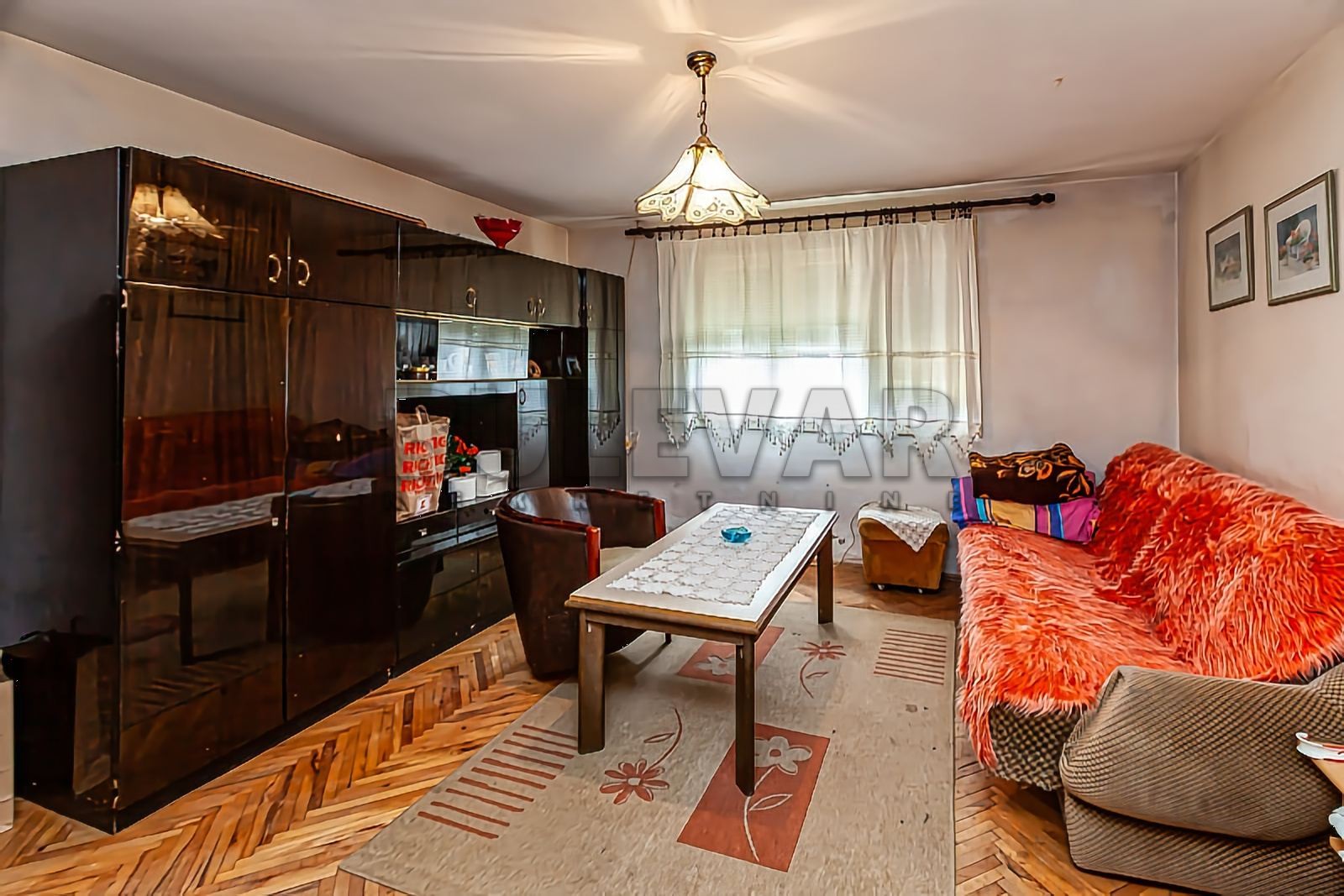 četvorosobna kuća, 192 m2, Palilula, Paraćinska ID: p-013441 9