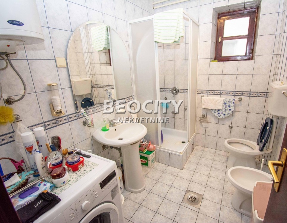 Kuća, 350 m2, Ledine ID: 41477 8