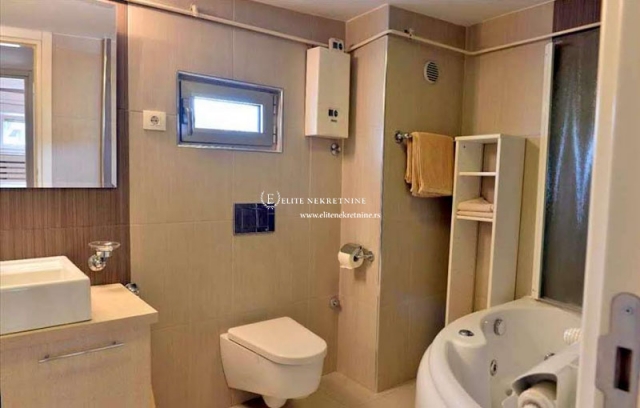 Izuzetan  luksuzan stan  na ekskluzivnoj lokaciji Vracara 5