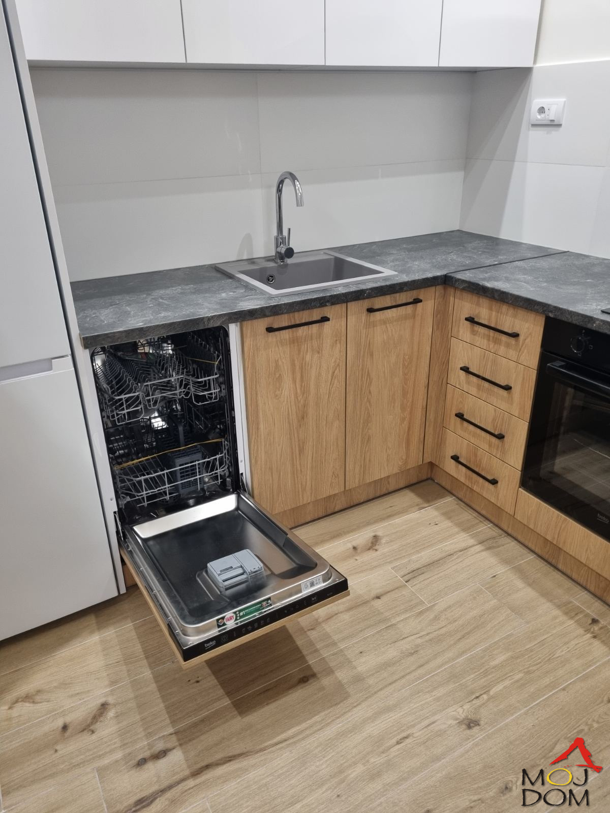 Stan,NOVI SAD,TELEP,kv: 58, € 157600, ID: 1029887 5