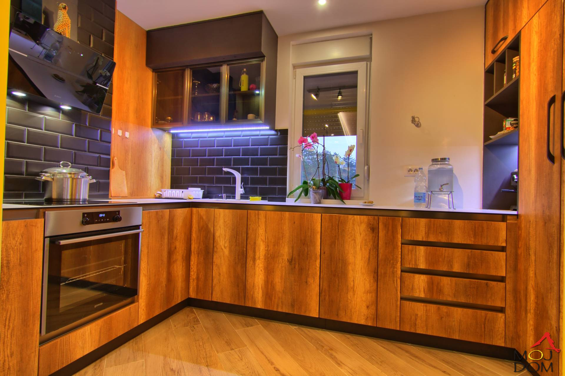 Stan,SREMSKA KAMENICA,INSTITUT,kv: 100, € 267800, ID: 1029983 5