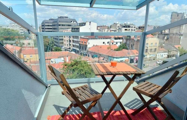 Izuzetan  luksuzan stan  na ekskluzivnoj lokaciji Vracara 13