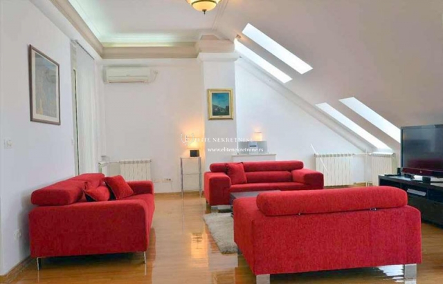 Izuzetan  luksuzan stan  na ekskluzivnoj lokaciji Vracara 9