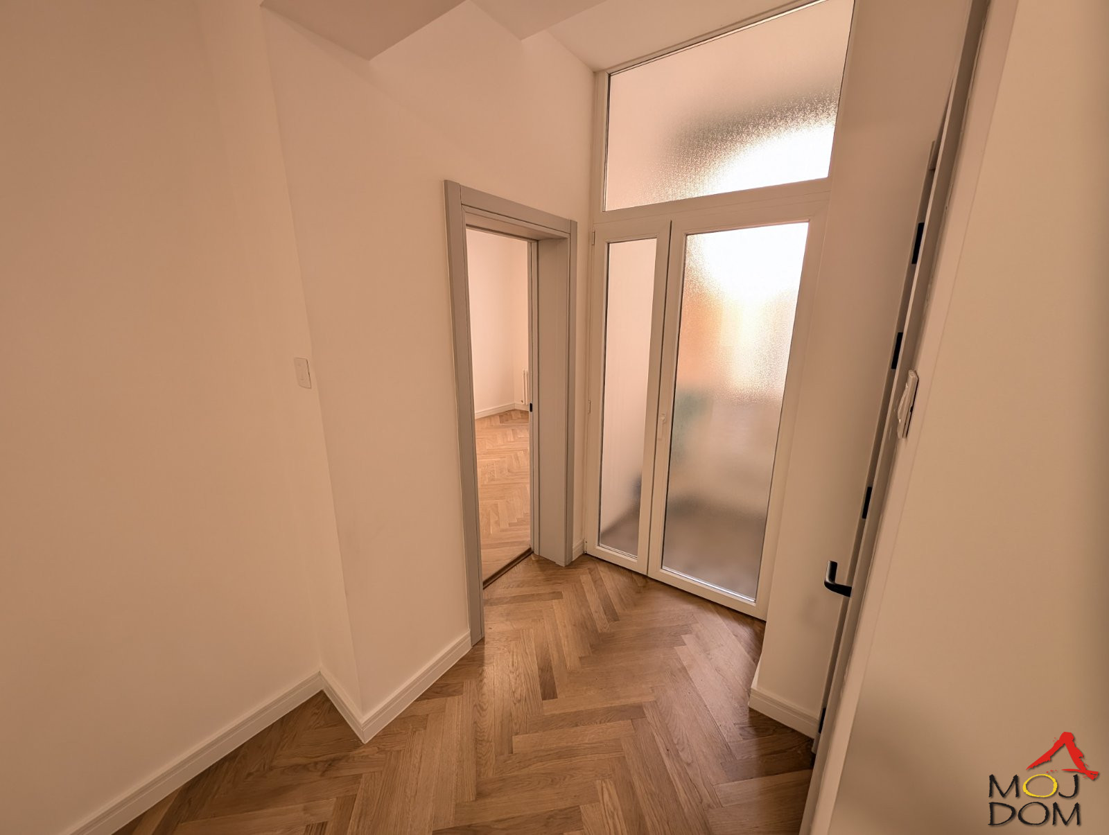 Stan,NOVI SAD,CENTAR,kv: 85, € 315000, ID: 1029951 13