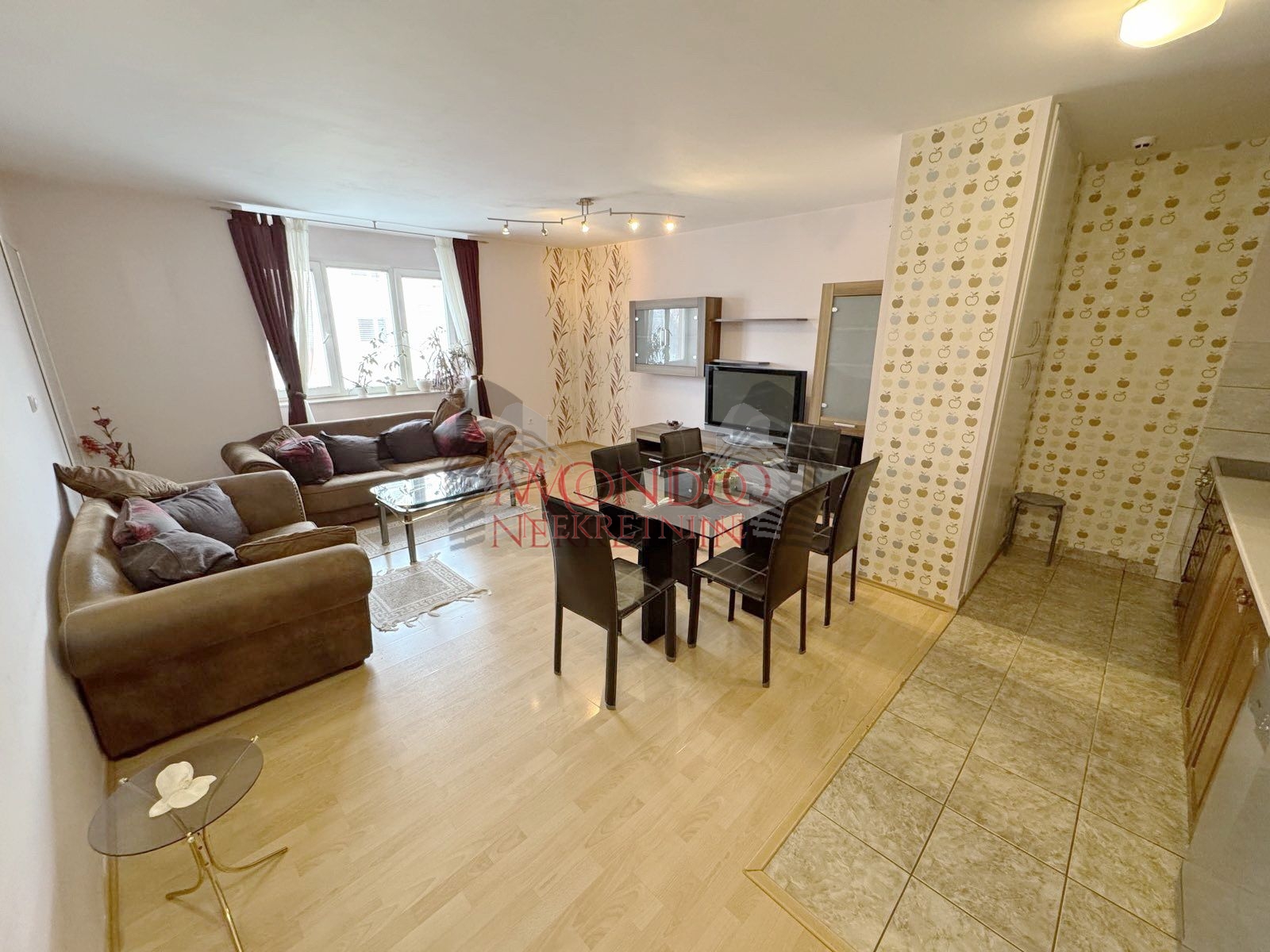 Jednoiposoban stan u Duvanistu, Magdon 3