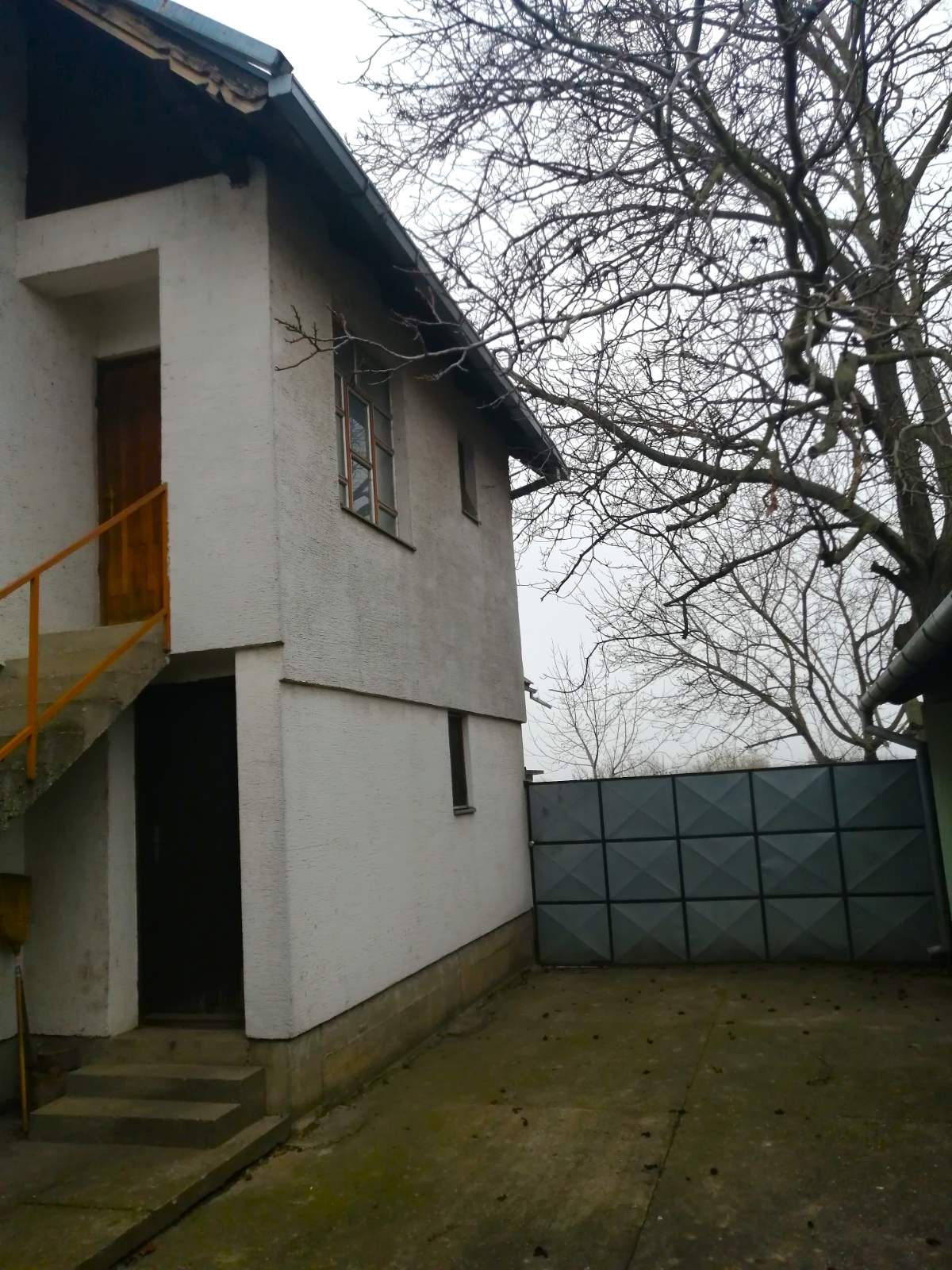 Porodicna kuca u Kuli odmah useljiva bez ulaganja 2