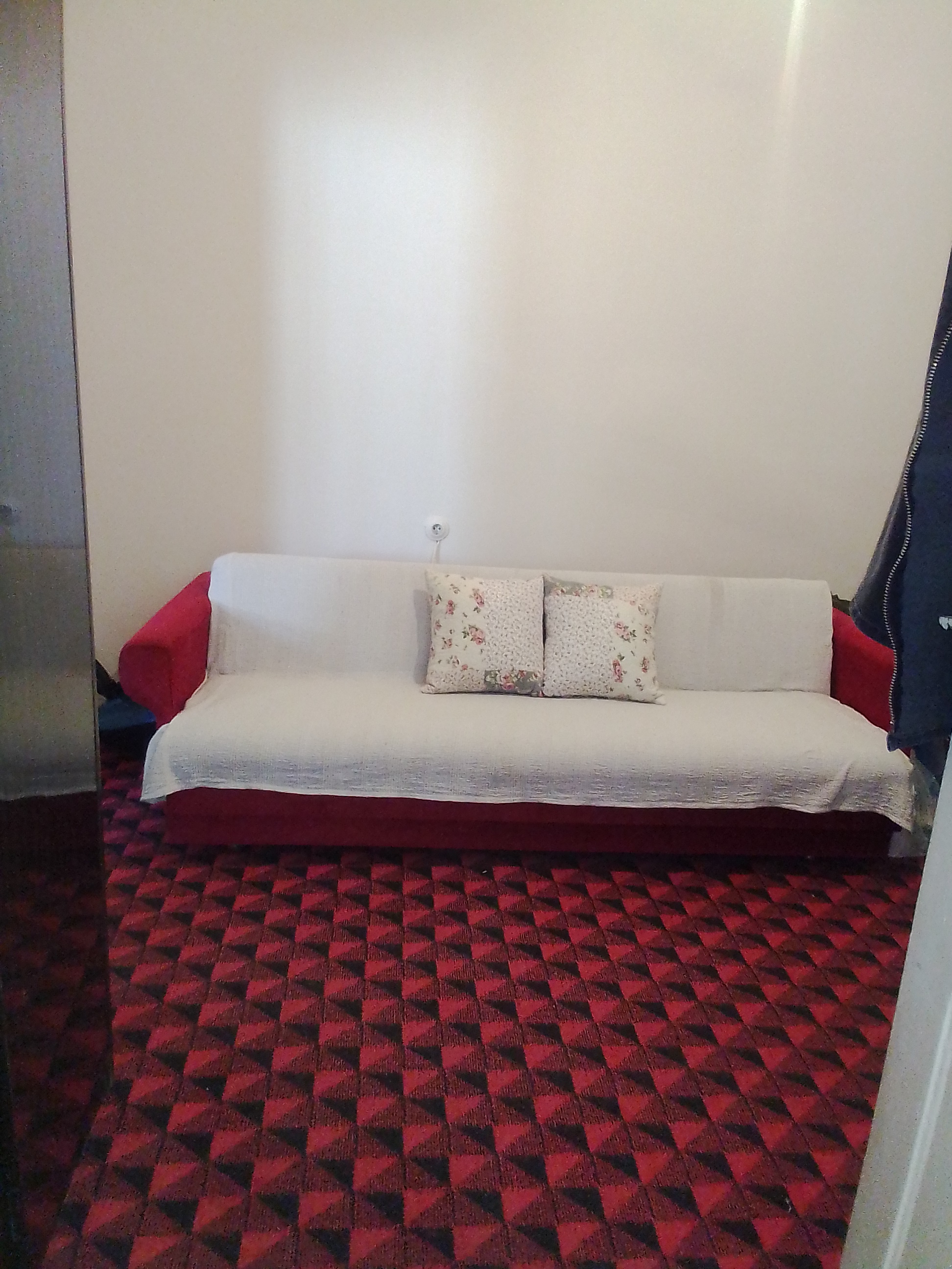 Bor Stan Prodaja Dvosoban prizeman dvorišni 48m2 Vlasnik 12