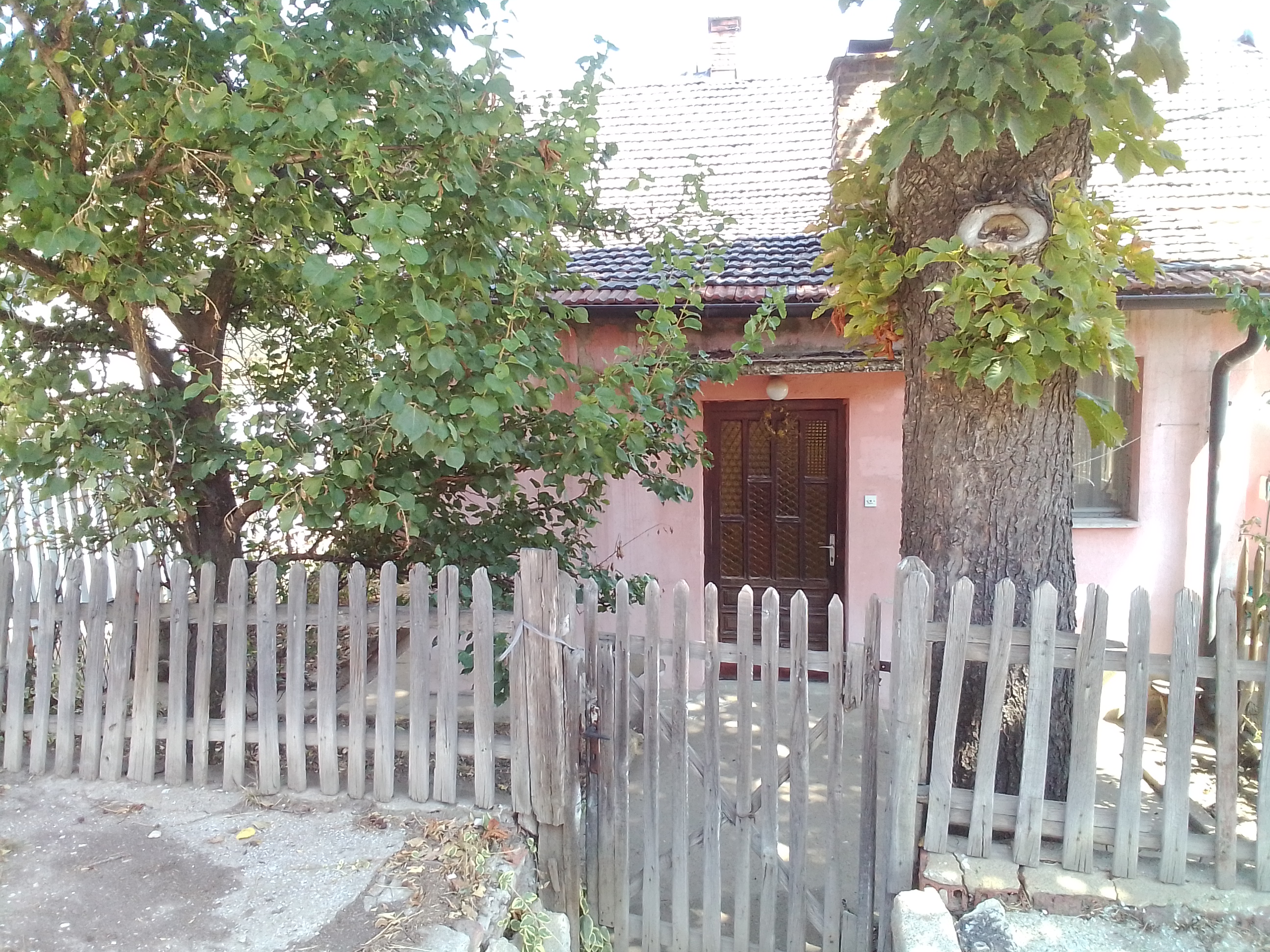 Bor Stan Prodaja Dvosoban prizeman dvorišni 48m2 Vlasnik 2