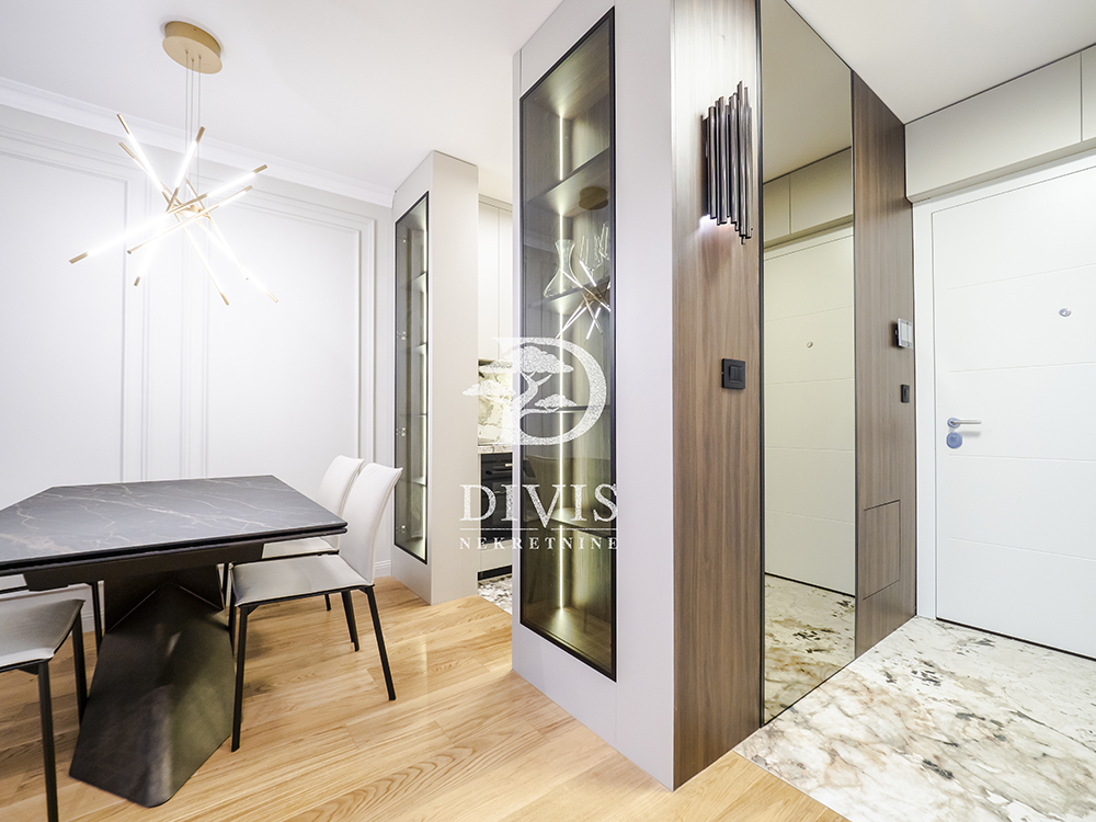 Lux trosoban stan u kompleksu Elixir Garden  72m2 3