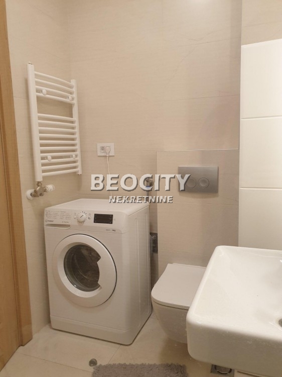 Dvosoban stan, 40 m2, Bulevar Evrope, Bulevar Evrope ID: 97290 8