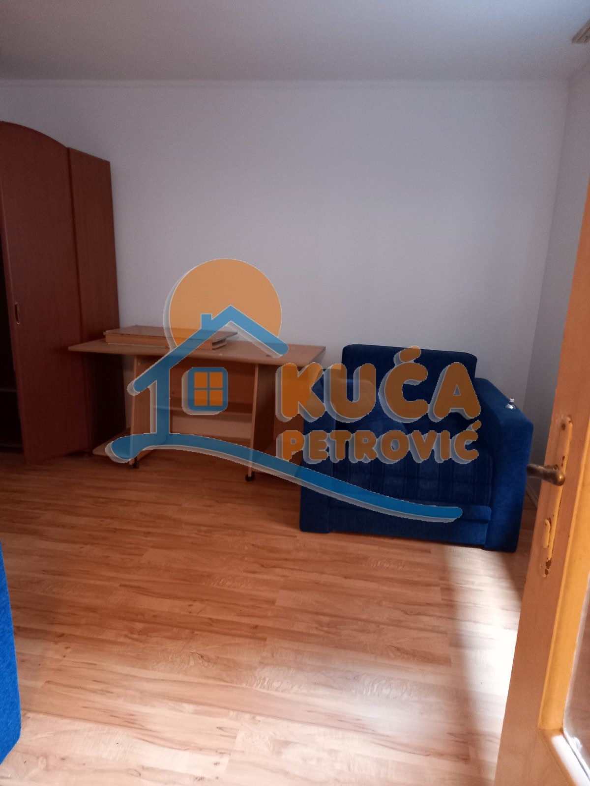 Jednosoban stan, 42 m2, Centar, Janka Veselinovića ID: i-013496 4