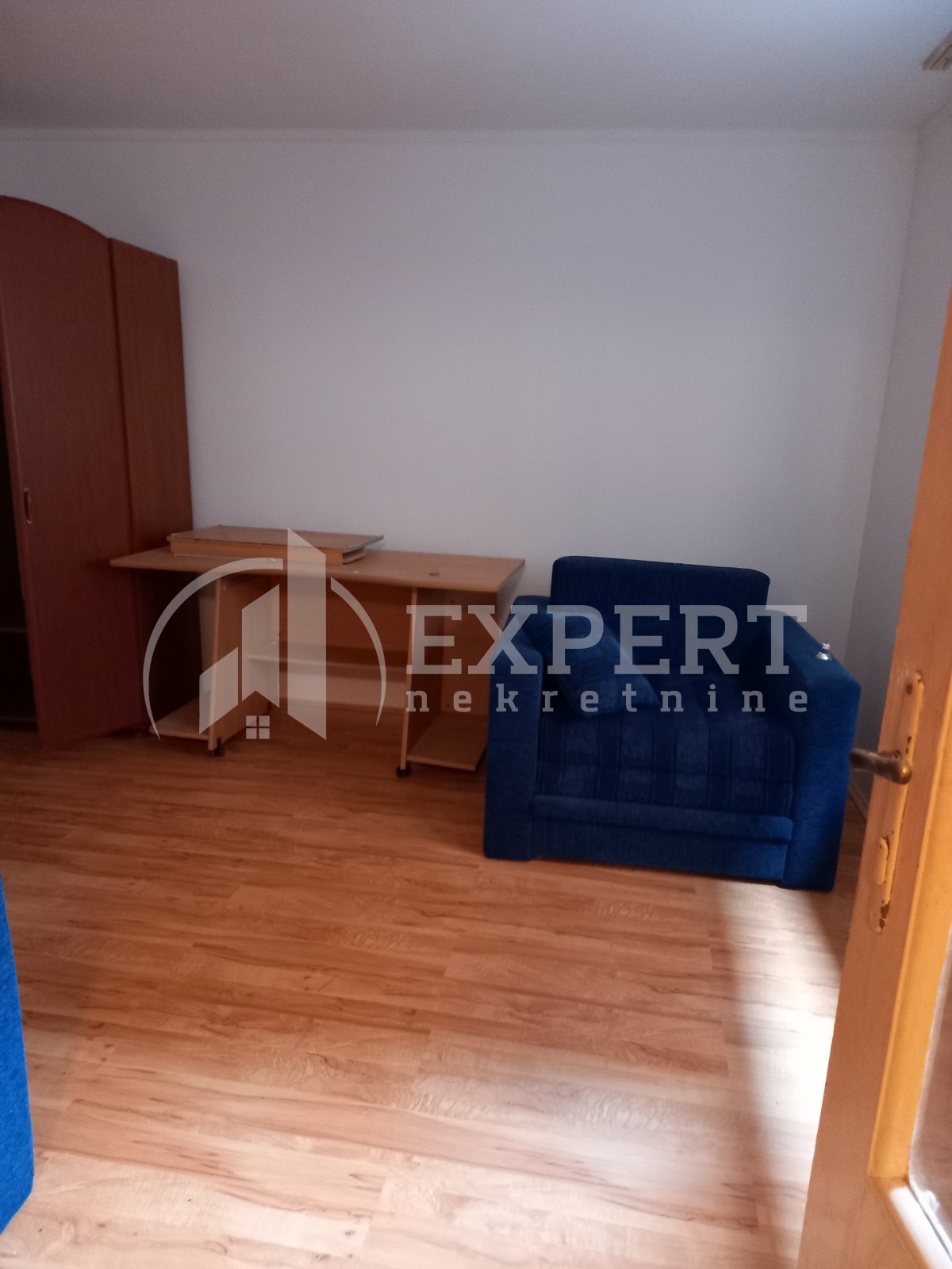 Jednosoban stan, 42 m2, Centar, Janka Veselinovića ID: i-013496 4