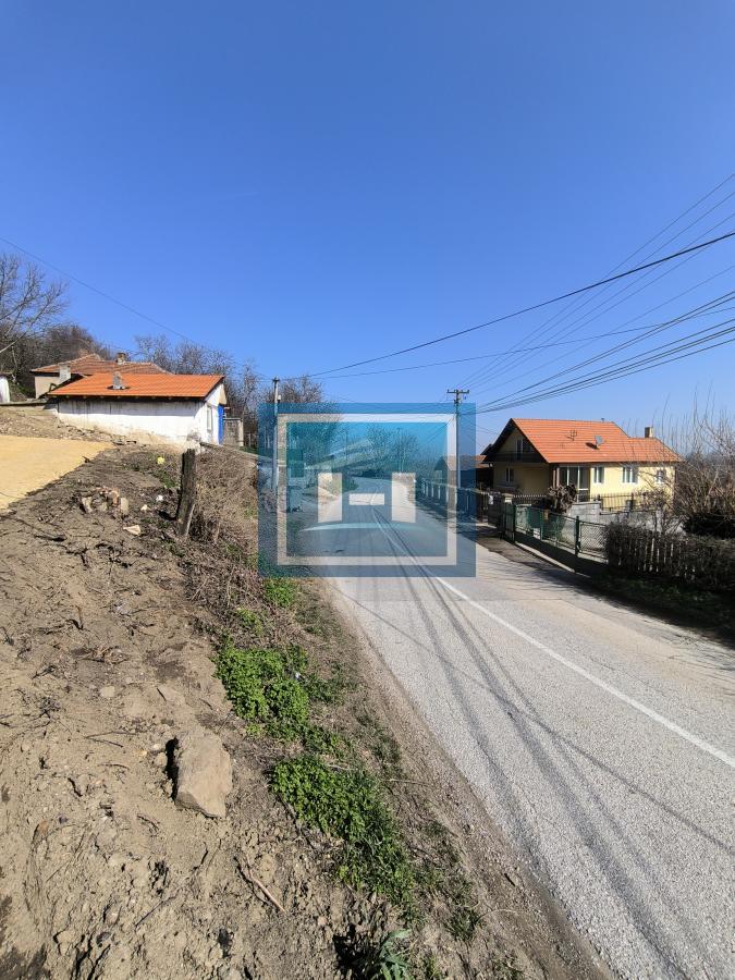 Na prodaju uređeno zemljište spremno za gradnju 5