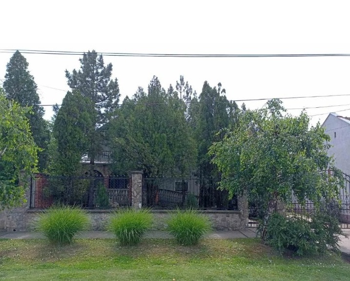 Prodajem kucu u Novom Beceju 1