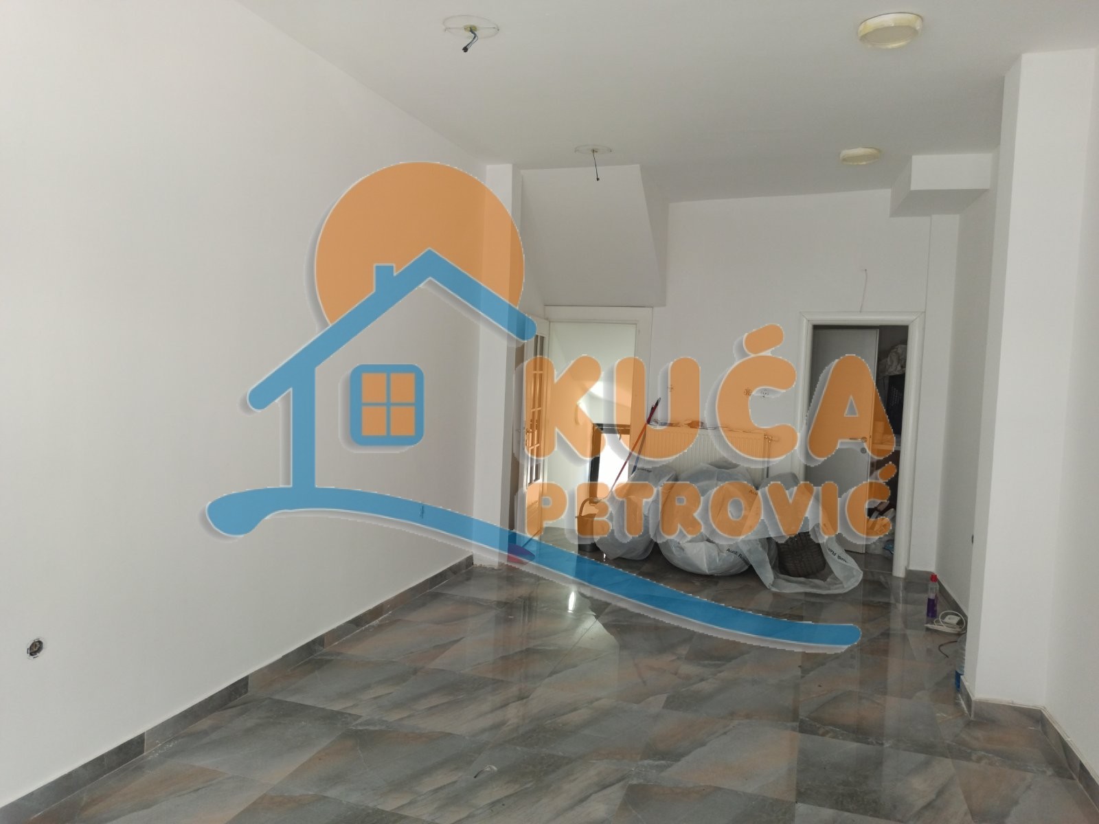 Lokal, 60 m2, Šojka, Obilićev venac ID: i-013505 1