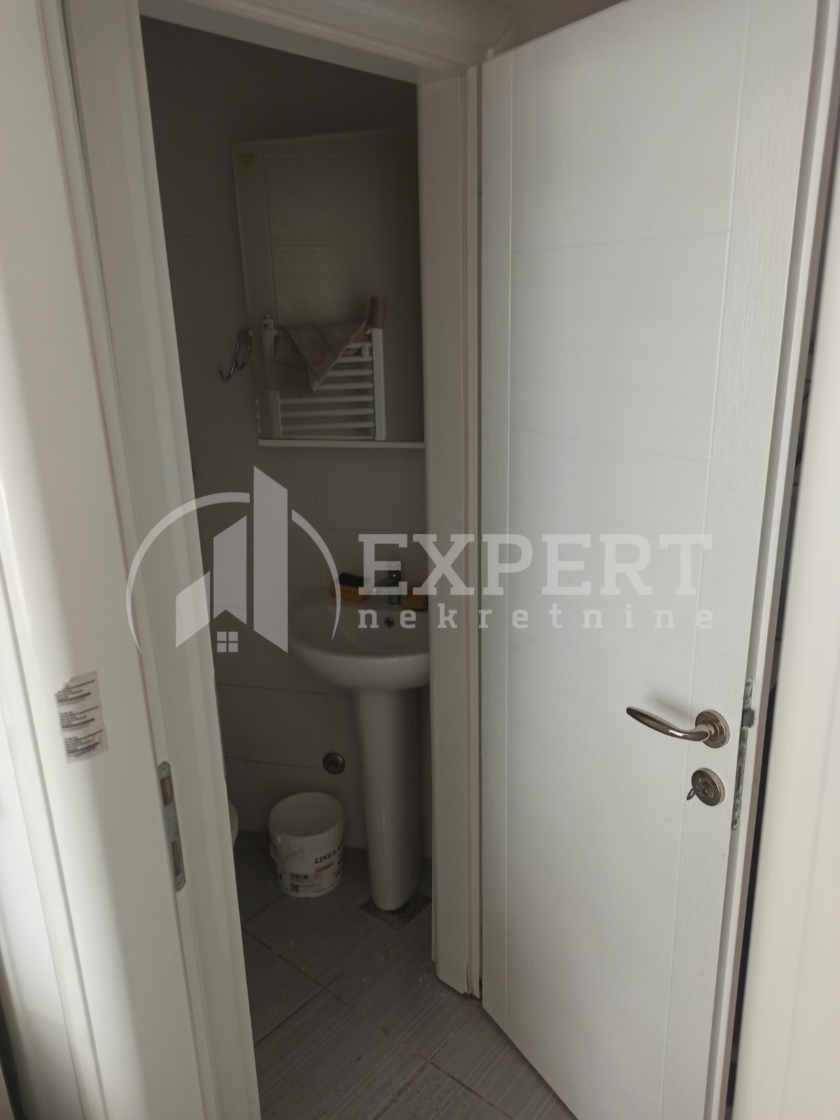 Lokal, 60 m2, Šojka, Obilićev venac ID: i-013505 8