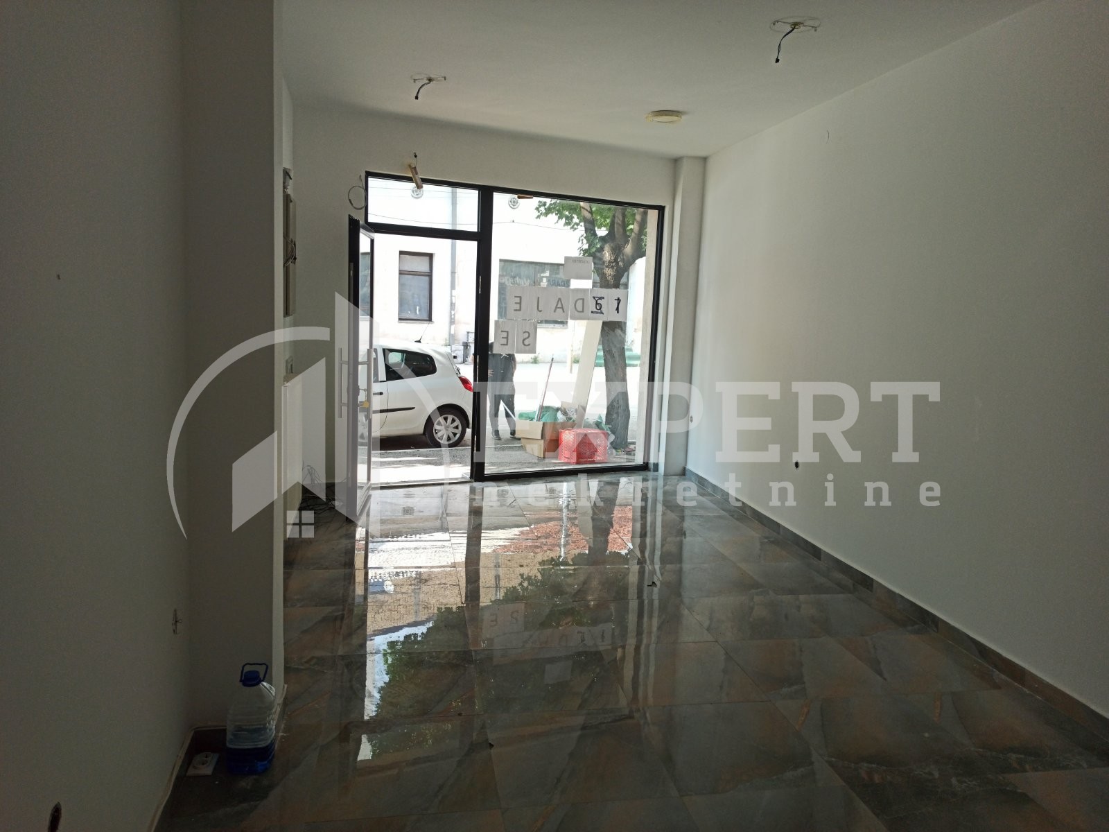 Lokal, 60 m2, Šojka, Obilićev venac ID: i-013505 3