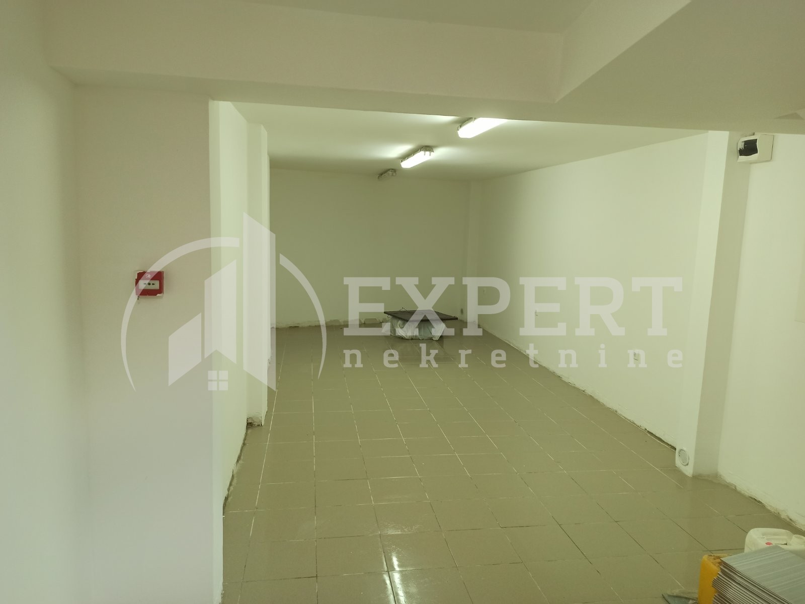 Lokal, 60 m2, Šojka, Obilićev venac ID: i-013505 7