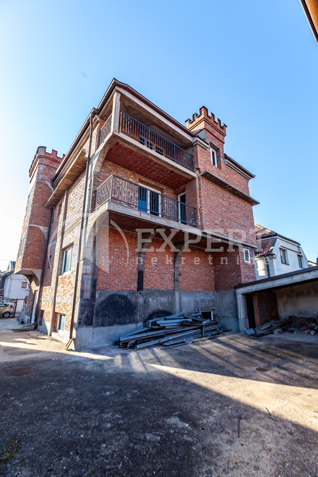 četvorosobna kuća, 500 m2, Durlan, Proleterska ID: p-013507 4