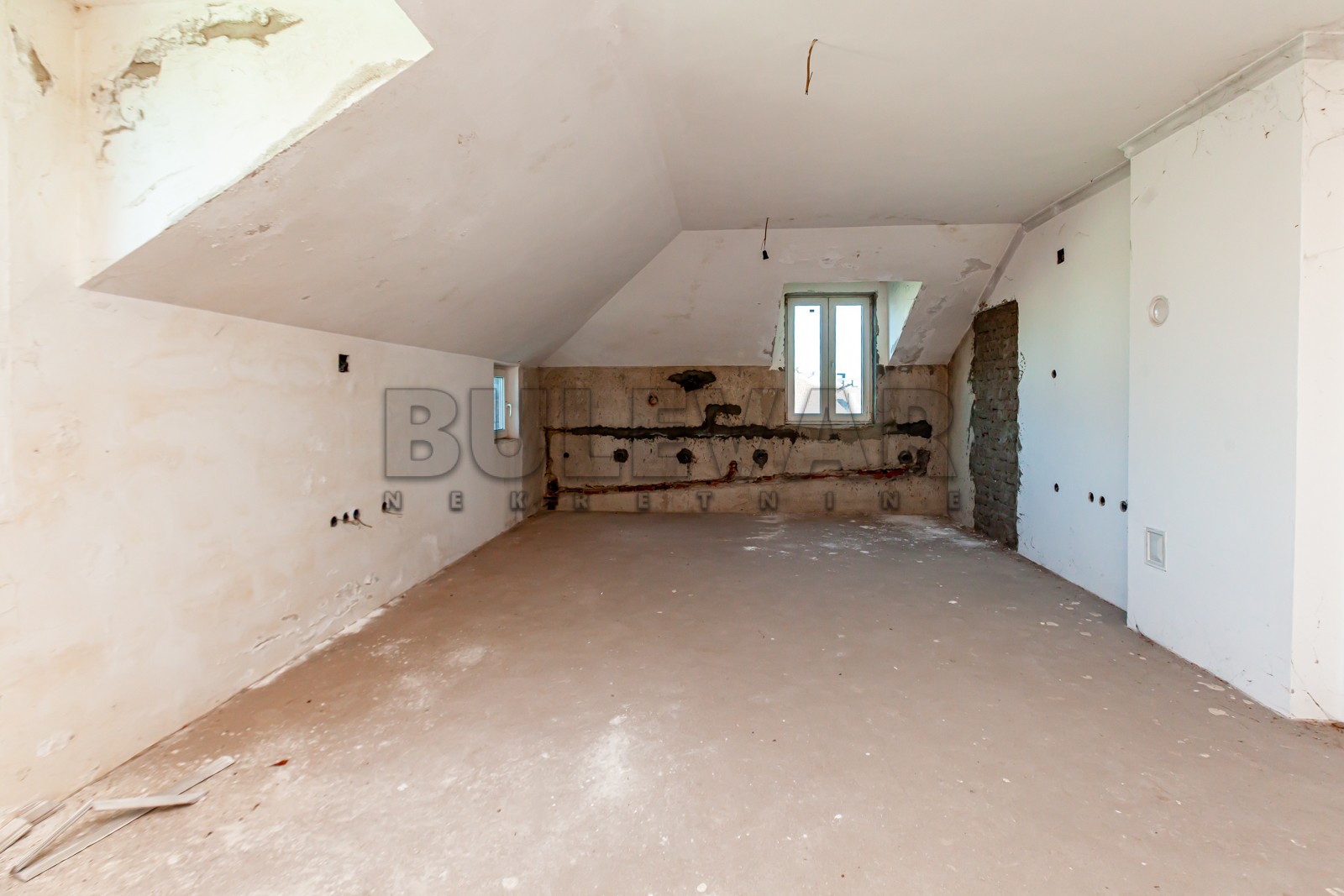 četvorosobna kuća, 500 m2, Durlan, Proleterska ID: p-013507 19