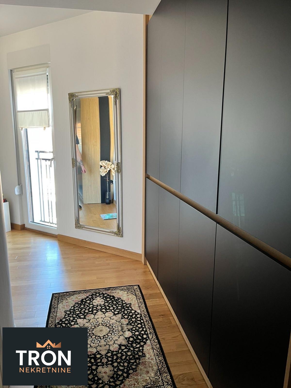 Prelep stan na odličnoj lokaciji  nov  kompletno opremljen 8