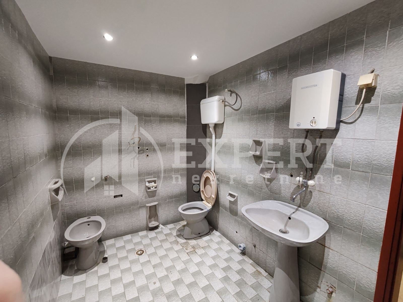Lokal, 120 m2, Crveni krst, Pribojska ID: i-013508 6