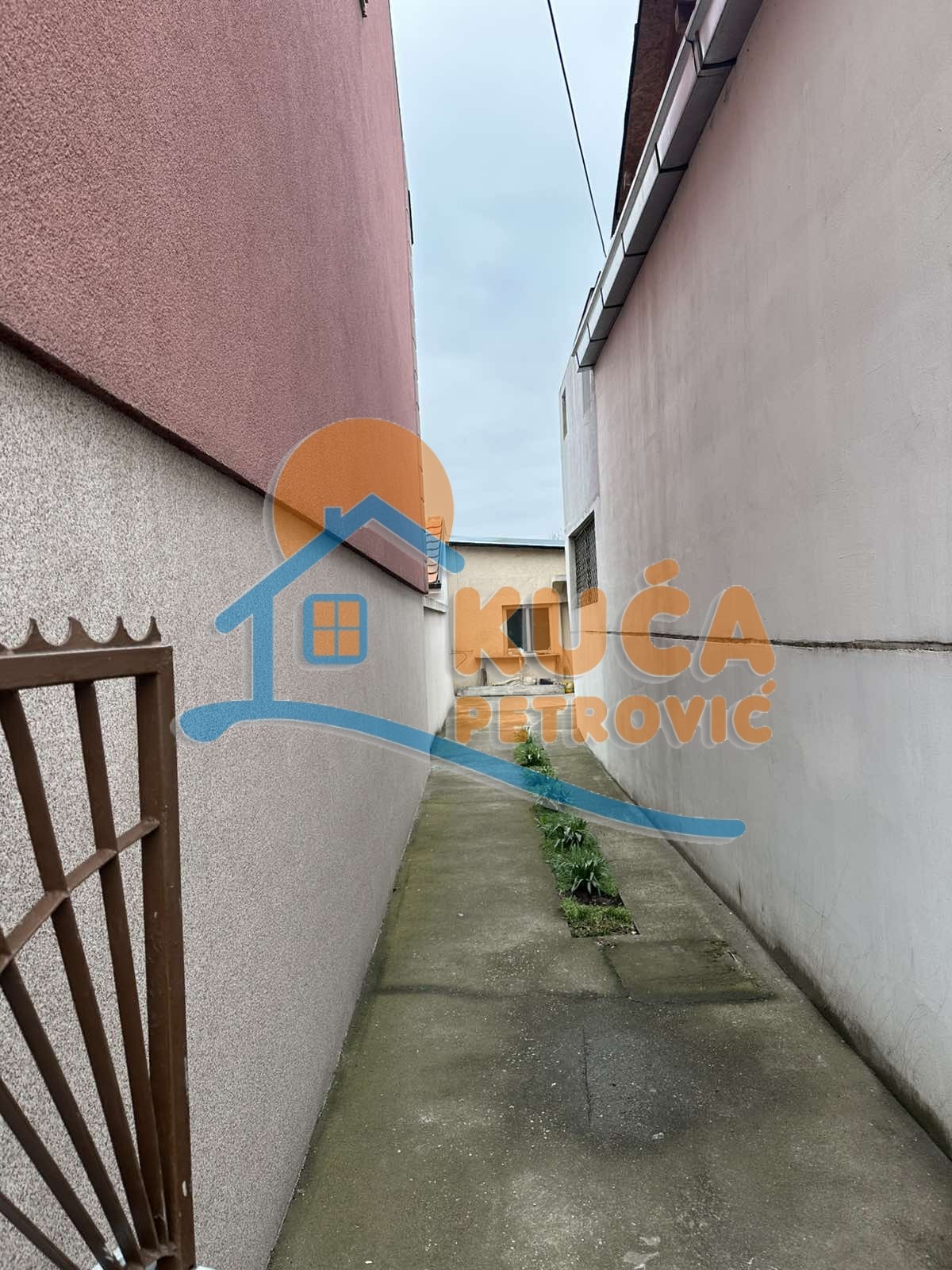 četvorosobna kuća, 204 m2, Centar, Jovana Ristića ID: p-013514 4