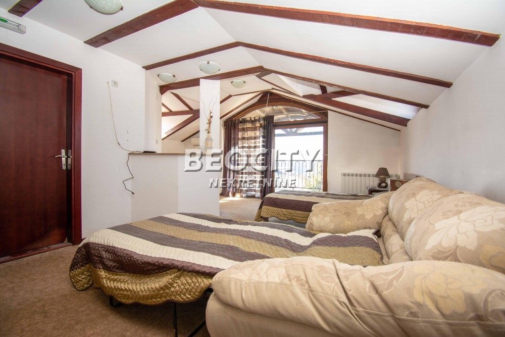 Lokal, 1150 m2, Petlovo brdo, Gočka ID: 116751 2