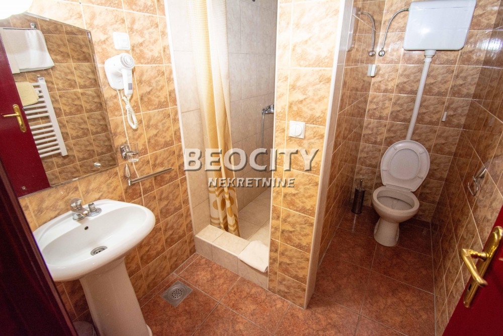 Lokal, 1150 m2, Petlovo brdo, Gočka ID: 116751 8