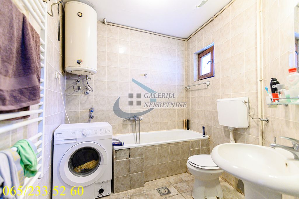 Zvezdara  Vukov spomenik   Laze Dokića 86m2 5