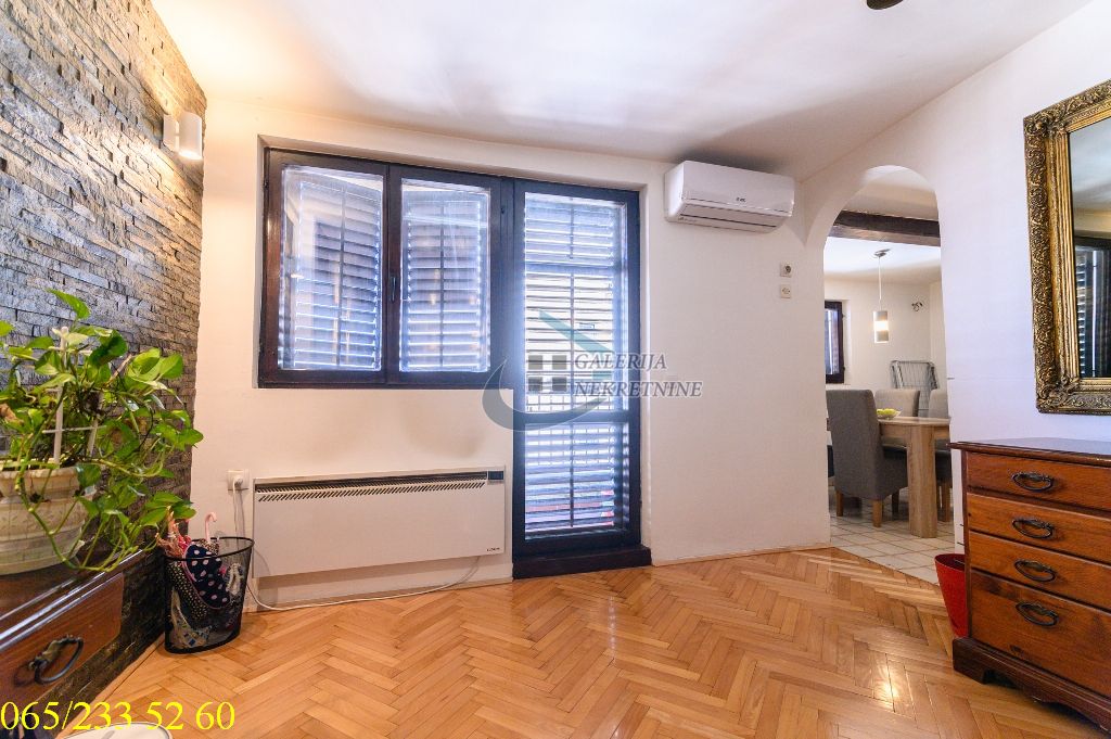 Zvezdara  Đeram   Bulevar kralja Aleksandra 81m2 4