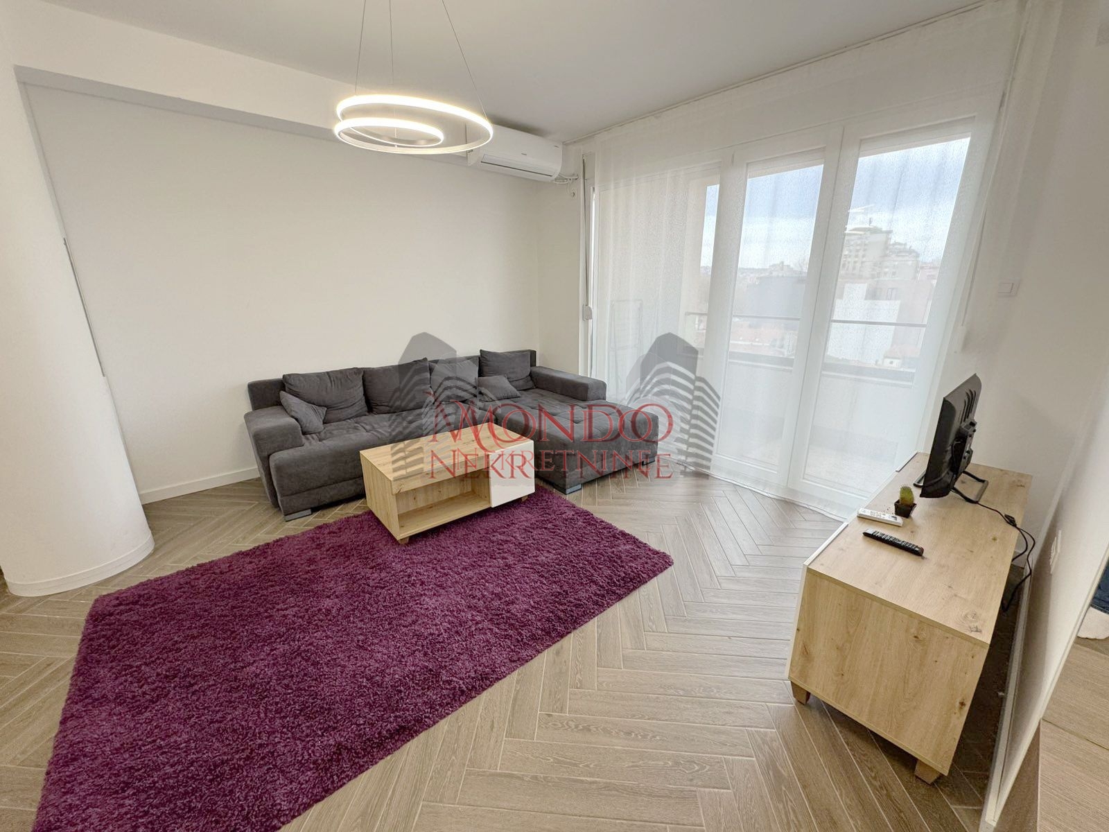 Jednoiposoban stan kod parka Cair preko puta Hale, novogradnja 4