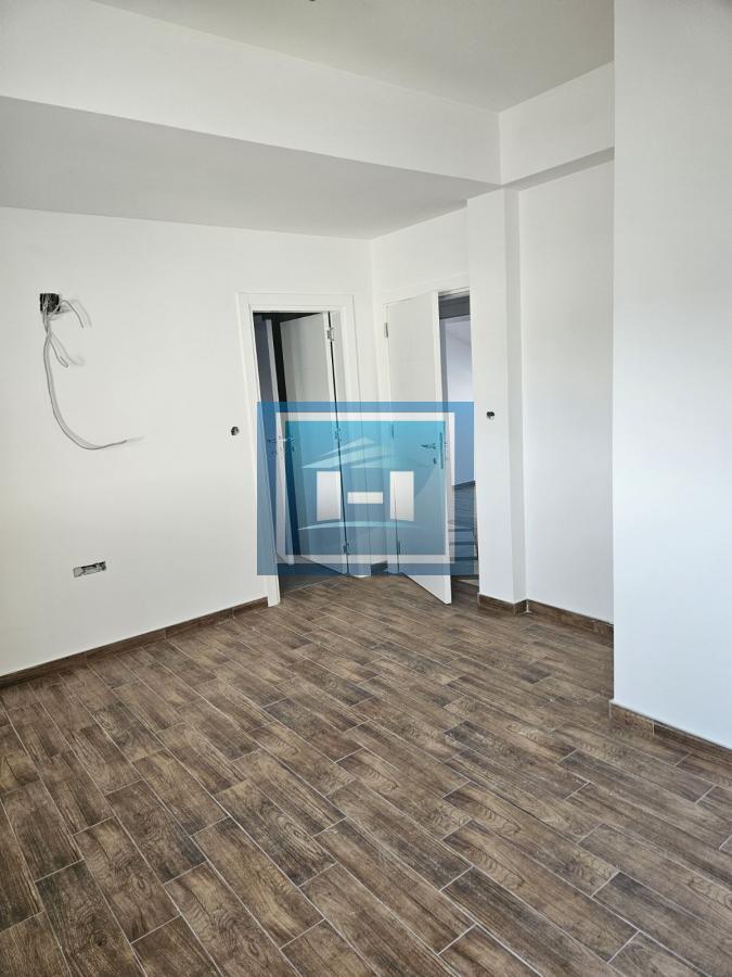 Dupleks stan u novogradnji 32