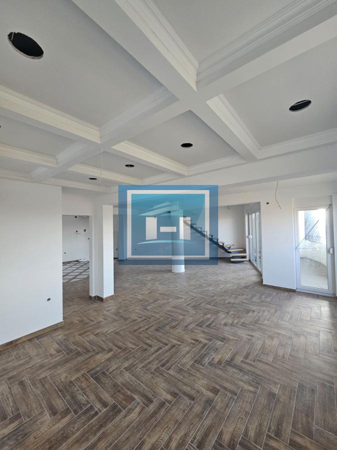 Dupleks stan u novogradnji 38