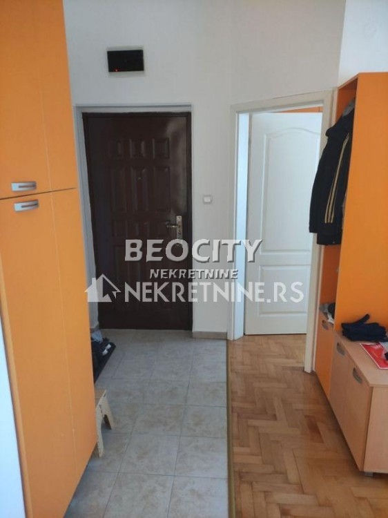 Dvosoban stan, 35 m2, Petlovo brdo, Đuje i Dragoljuba ID: 116278 8