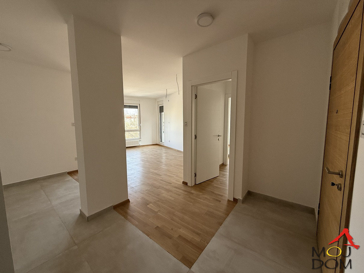 Stan,NOVI SAD,TELEP,kv: 77, € 195700, ID: 1029965 2