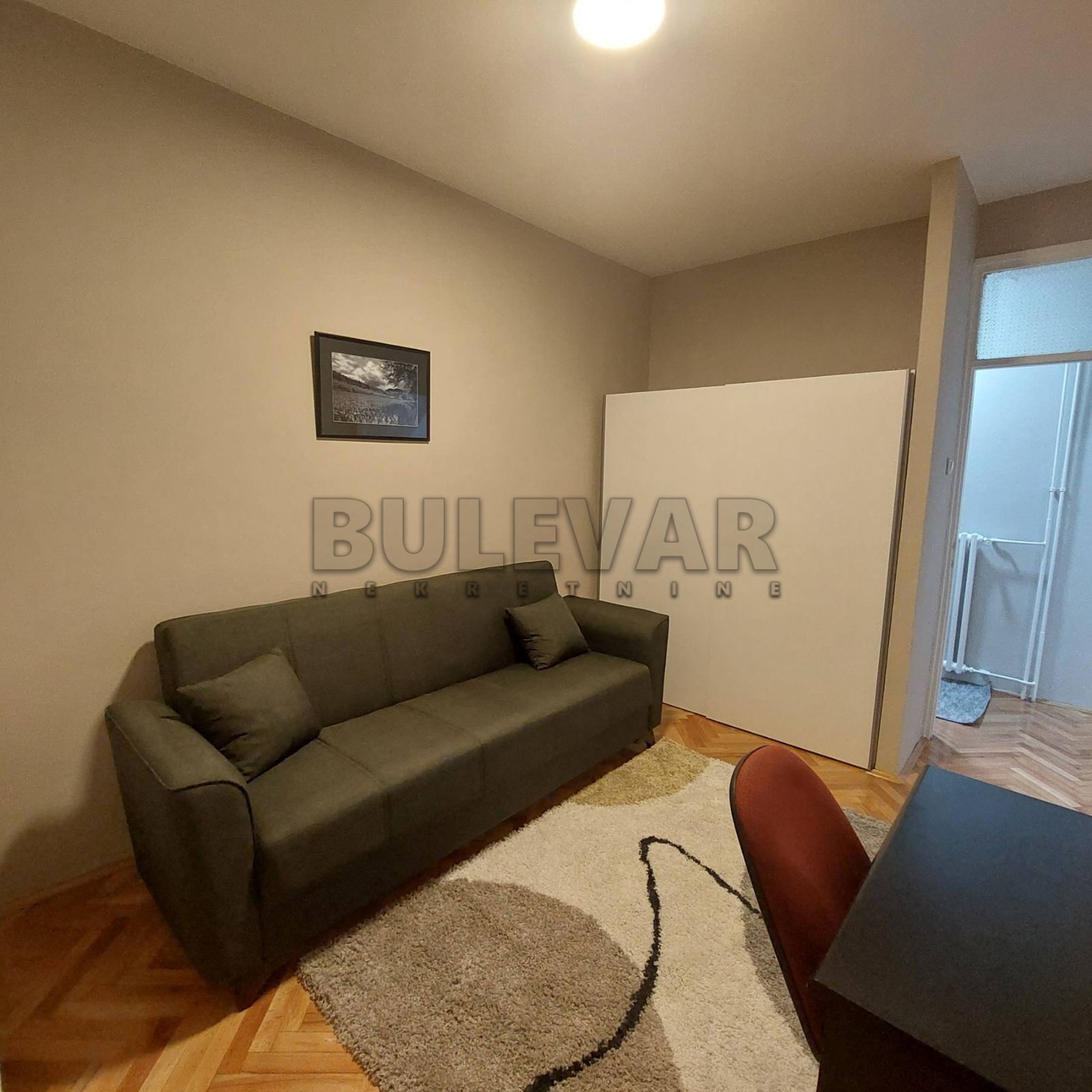 Trosoban stan, 77 m2, Centar, Cara Dušana ID: i-010935 5