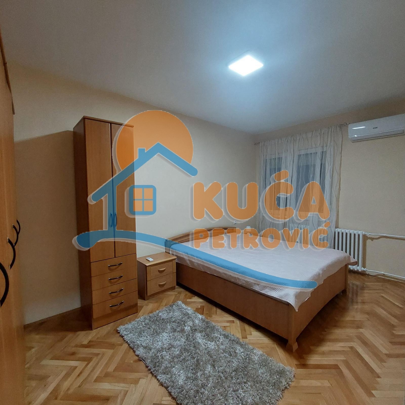 Trosoban stan, 77 m2, Centar, Cara Dušana ID: i-010935 3