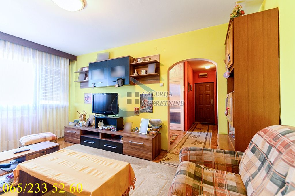 Rakovica  Stari Košutnjak   Pere Velimirovića 70m2 2