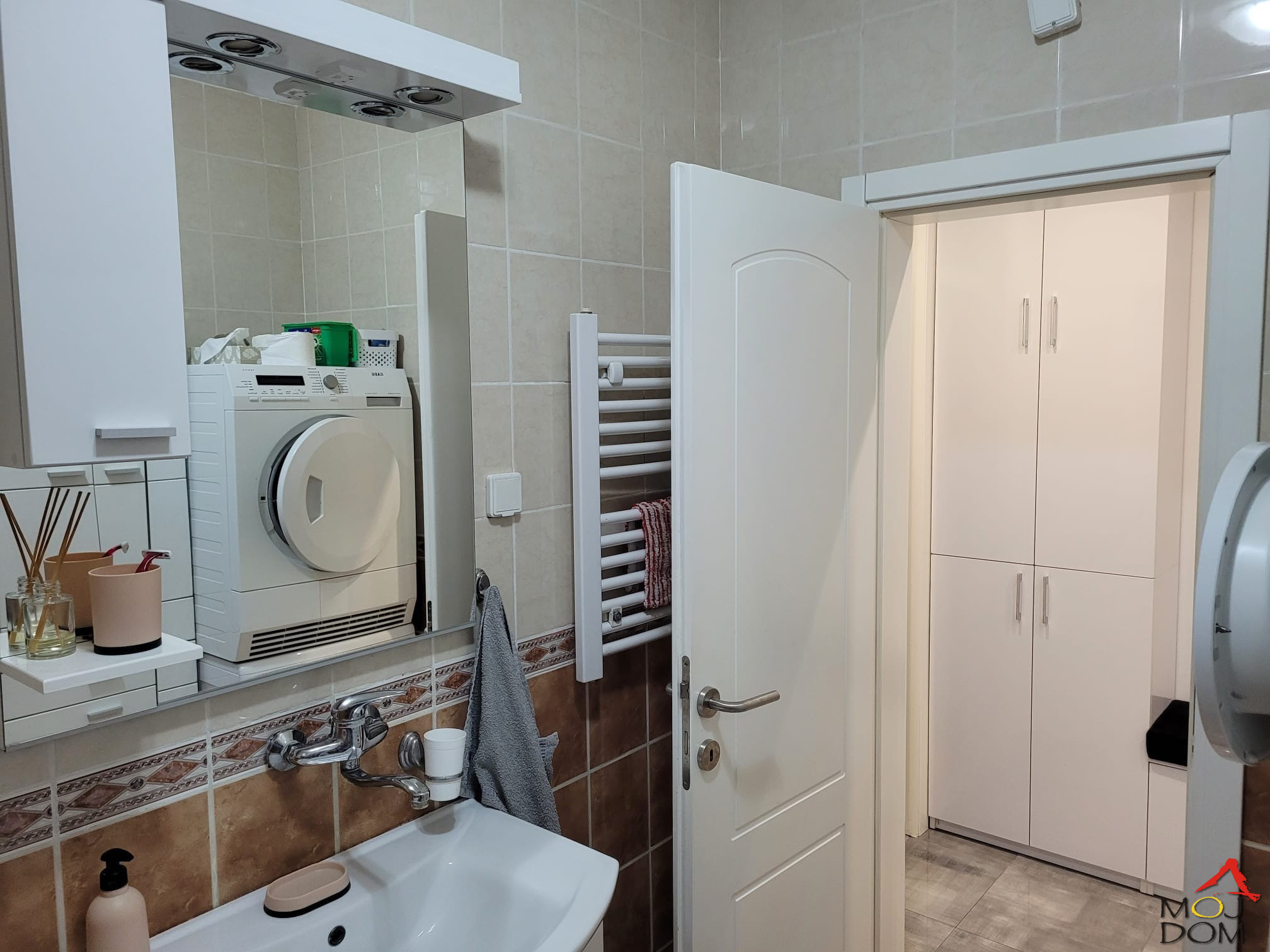 Stan,NOVI SAD,NOVA DETELINARA,kv: 62, € 156300, ID: 1030111 8