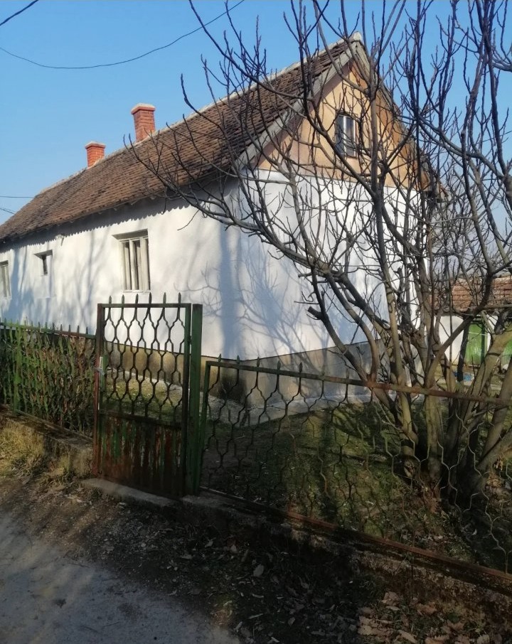 Prodajem kucu u selu Jajcic Ljig 2