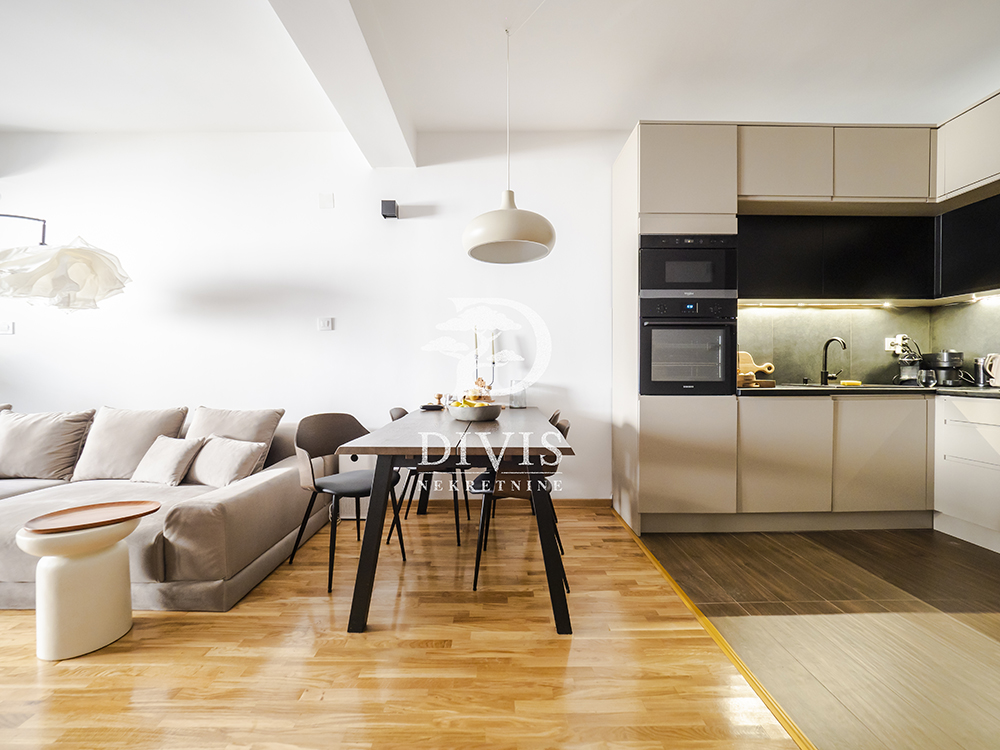 Nov  dvosoban stan na Vračaru  Šumatovačka  57m2 2