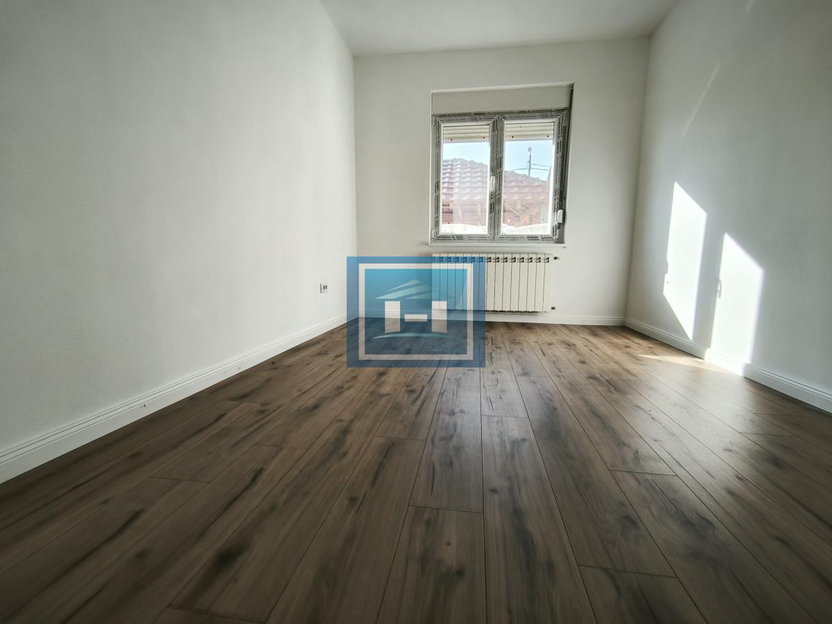 Ekskluzivna Novogradnja u Varvarinu – Prostran Dom iz Snova! 11